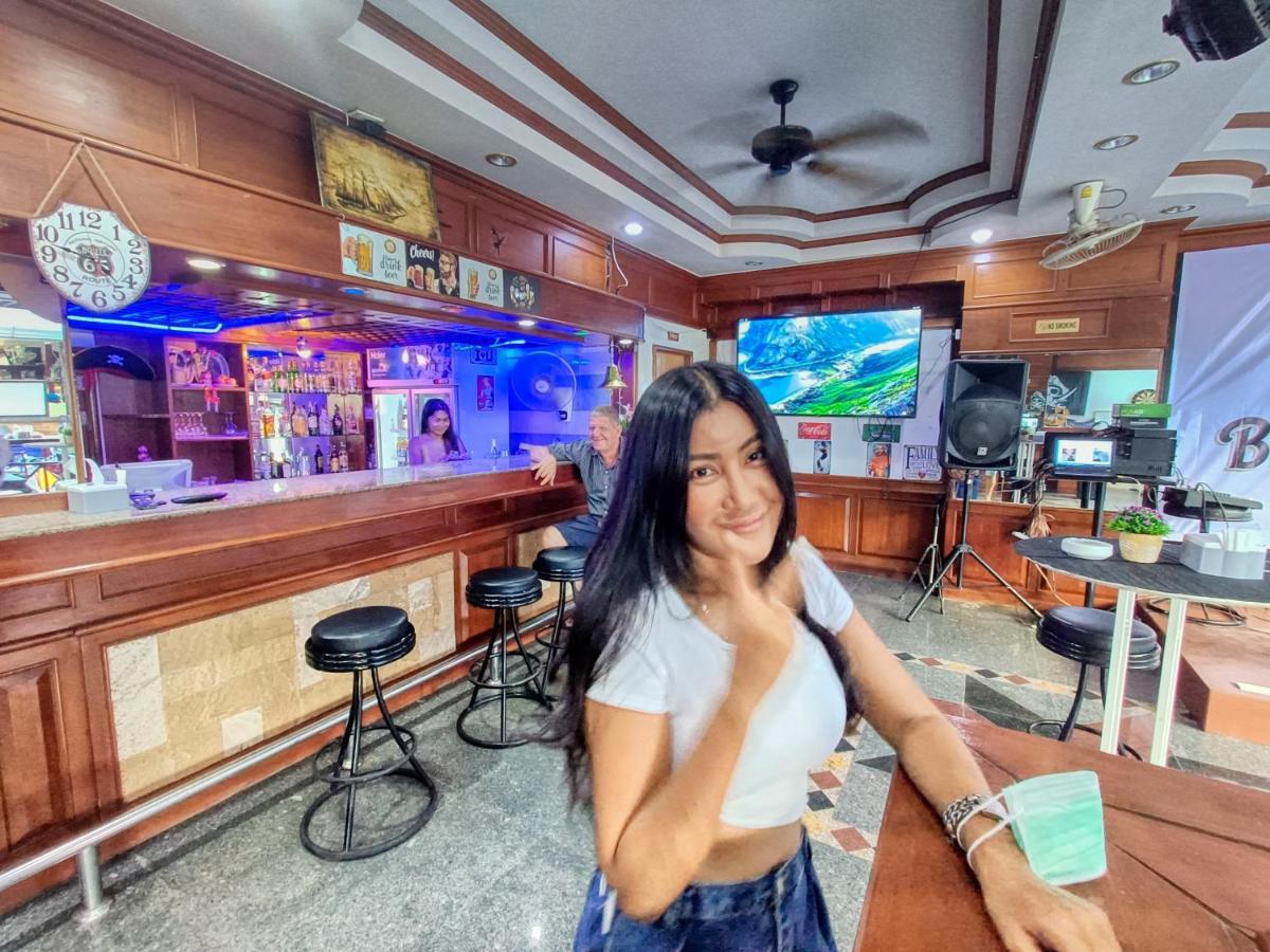 Black Pearl Patong Beachfront Kültér fotó