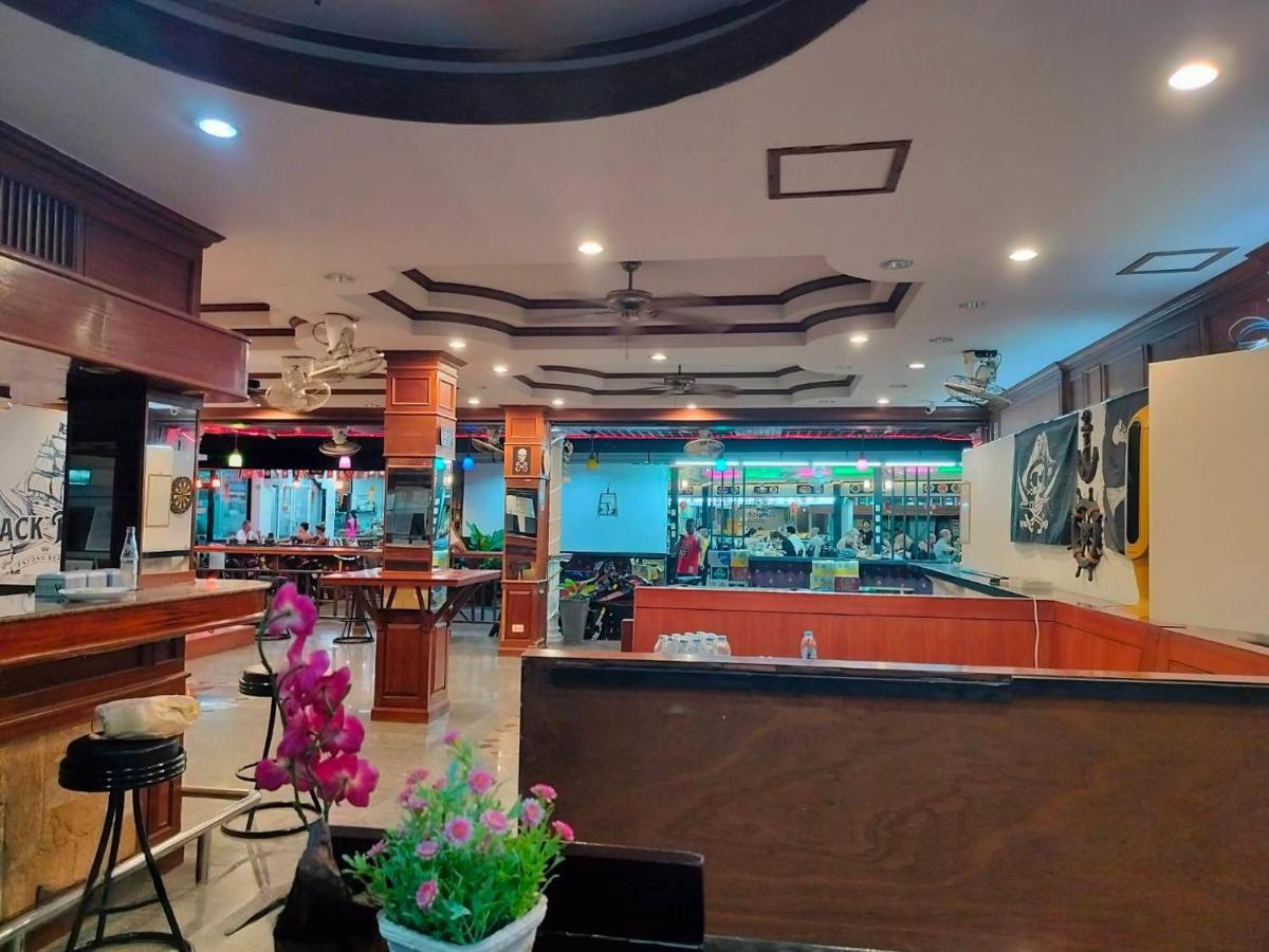 Black Pearl Patong Beachfront Kültér fotó